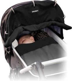 Dooky Universal Cover Zonnescherm Kinderwagen - Uni Zwart -Babyproducten Uitverkoop 1067x1200