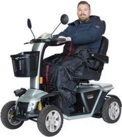 Scootmobiel Voetenzak XL Met Warme Voering -Babyproducten Uitverkoop 1071x1200 2