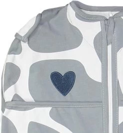 Puckababy Inbakerslaapzak Original Mini - 3-6 Maanden - Giraph Sky -Babyproducten Uitverkoop 1110x1200 3