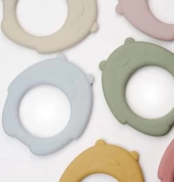 J.Børn Silicone Bijtring Beer - Sage - Bijtspeelgoed - Baby -Babyproducten Uitverkoop 1150x1200