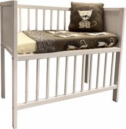 Bebies First Co-sleeper Wieg Wit Set | Inclusief Wiegmatras + Meyco Hoeslaken 25 Bebies First Co-sleeper Wieg Wit Set | Inclusief Wiegmatras + Meyco Hoeslaken -Babyproducten Uitverkoop 1170x1200 4