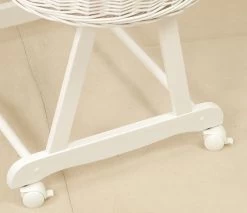 MamaLoes Rotan Wit Baby Wiegje 66755 -Babyproducten Uitverkoop 1200x1037 5