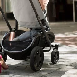 Quinny Hubb Mono Kinderwagen - Graphite On Grey -Babyproducten Uitverkoop 1200x1200 1010