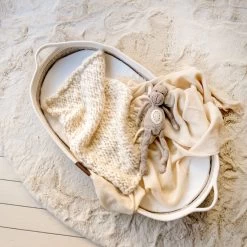 YUNIOO™ Deluxe Aankleedkussen 'Sydney' - Verschoonmand 80cm - Mozesmand - Gratis Reismatje, Comfortabel Matras En Waterafstotend Hoeslaken - Extra Stevig Gevlochten Katoen - Ontwikkeld In NL - Steun Een Goed Doel - Baby Changing Basket - Babykamer -Babyproducten Uitverkoop 1200x1200 1157