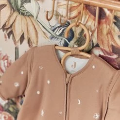 Jollein Baby Winterslaapzak Met Afritsbare Mouw 110cm Stargaze - Biscuit -Babyproducten Uitverkoop 1200x1200 1184