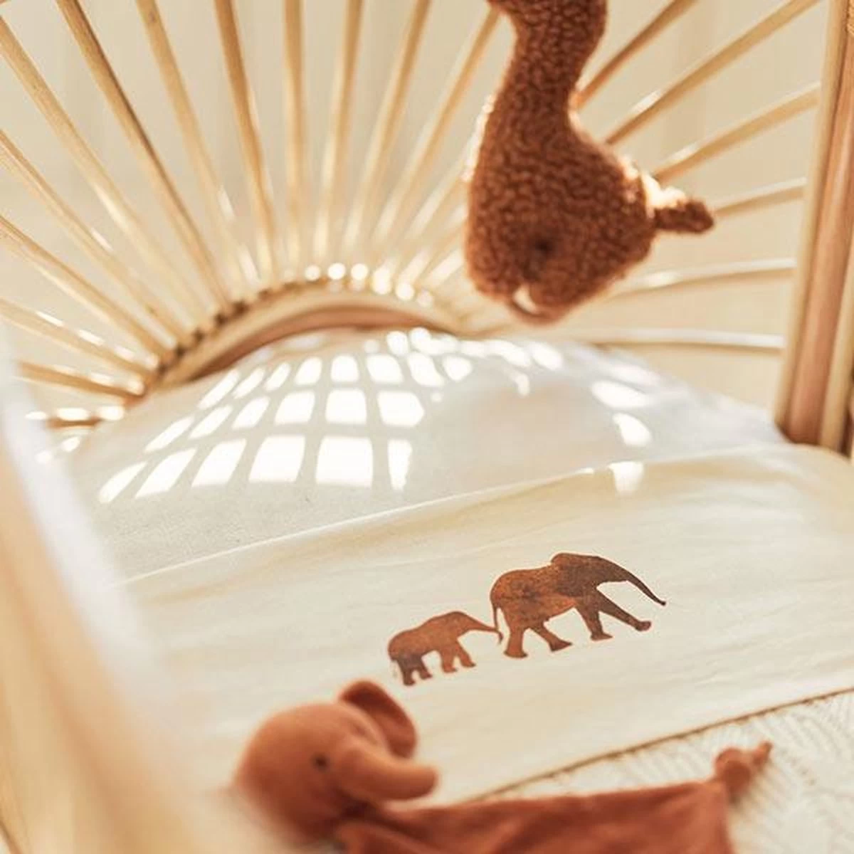 Jollein Baby Hoeslaken Wieg Jersey 40/50x80/90cm - Ivory 15 Jollein Baby Hoeslaken Wieg Jersey 40/50x80/90cm - Ivory - Afbeelding 15