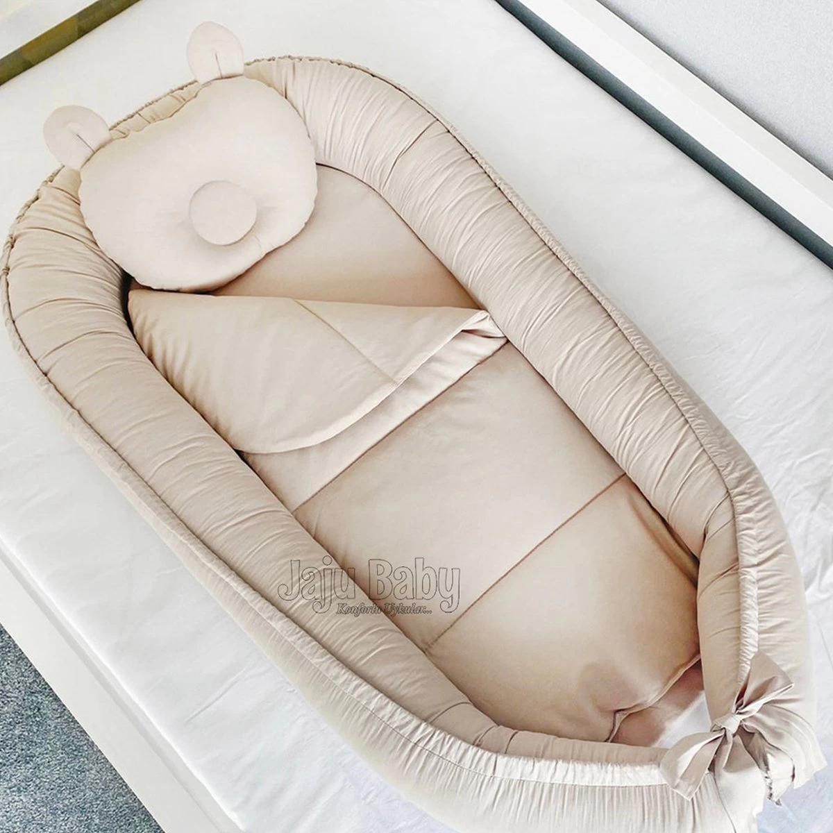 Jaju Baby - Babynestje En Hoofdkussen - Organische Katoen - Antibacterieel Babynestje - Anti-Allergisch Babynestje - Lichtbruin - 74 X 40 Cm 2 Jaju Baby - Babynestje En Hoofdkussen - Organische Katoen - Antibacterieel Babynestje - Anti-Allergisch Babynestje - Lichtbruin - 74 X 40 Cm - Afbeelding 2