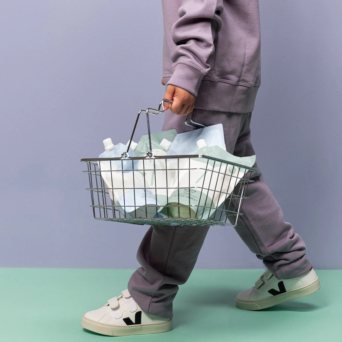 Naïf Voedende Shampoo - Pompfles En Navulverpakking - Baby's En Kids - Verpakking 2x 500ml - Met Natuurlijke Ingrediënten 3 Naïf Voedende Shampoo - Pompfles En Navulverpakking - Baby's En Kids - Verpakking 2x 500ml - Met Natuurlijke Ingrediënten - Afbeelding 3