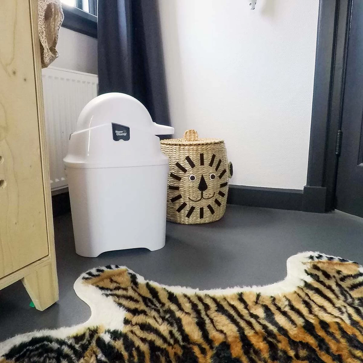 DiaperChamp One - Luieremmer - Verzorging - Luieremmers - White Black 3 DiaperChamp One - Luieremmer - Verzorging - Luieremmers - White Black - Afbeelding 3