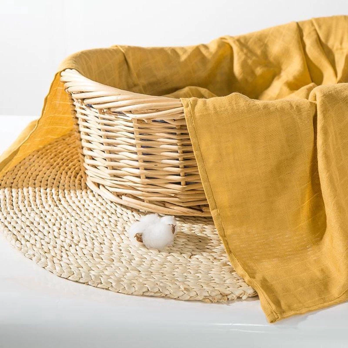 Hydrofiele Doek XL 120x120cm Oker - Hydrofiel Luier - Ultra Zacht Bamboe - Swaddle - Inbakerdoek - Wikkeldeken- Omslagdoek Baby - Bad 1 Hydrofiele Doek XL 120x120cm Oker - Hydrofiel Luier - Ultra Zacht Bamboe - Swaddle - Inbakerdoek - Wikkeldeken- Omslagdoek Baby - Bad