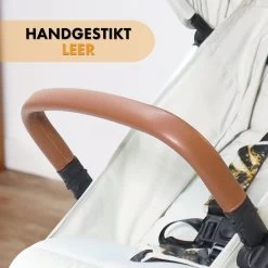 Deryan Luxe Rolo Luxe Lichtgewicht Buggy - Zoo Creme -Babyproducten Uitverkoop 1200x1200 561