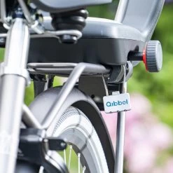 Qibbel 6+ Junior Fietsstoeltje Achter - Legergroen Met Zwart Kussentje -Babyproducten Uitverkoop 1200x1200 753