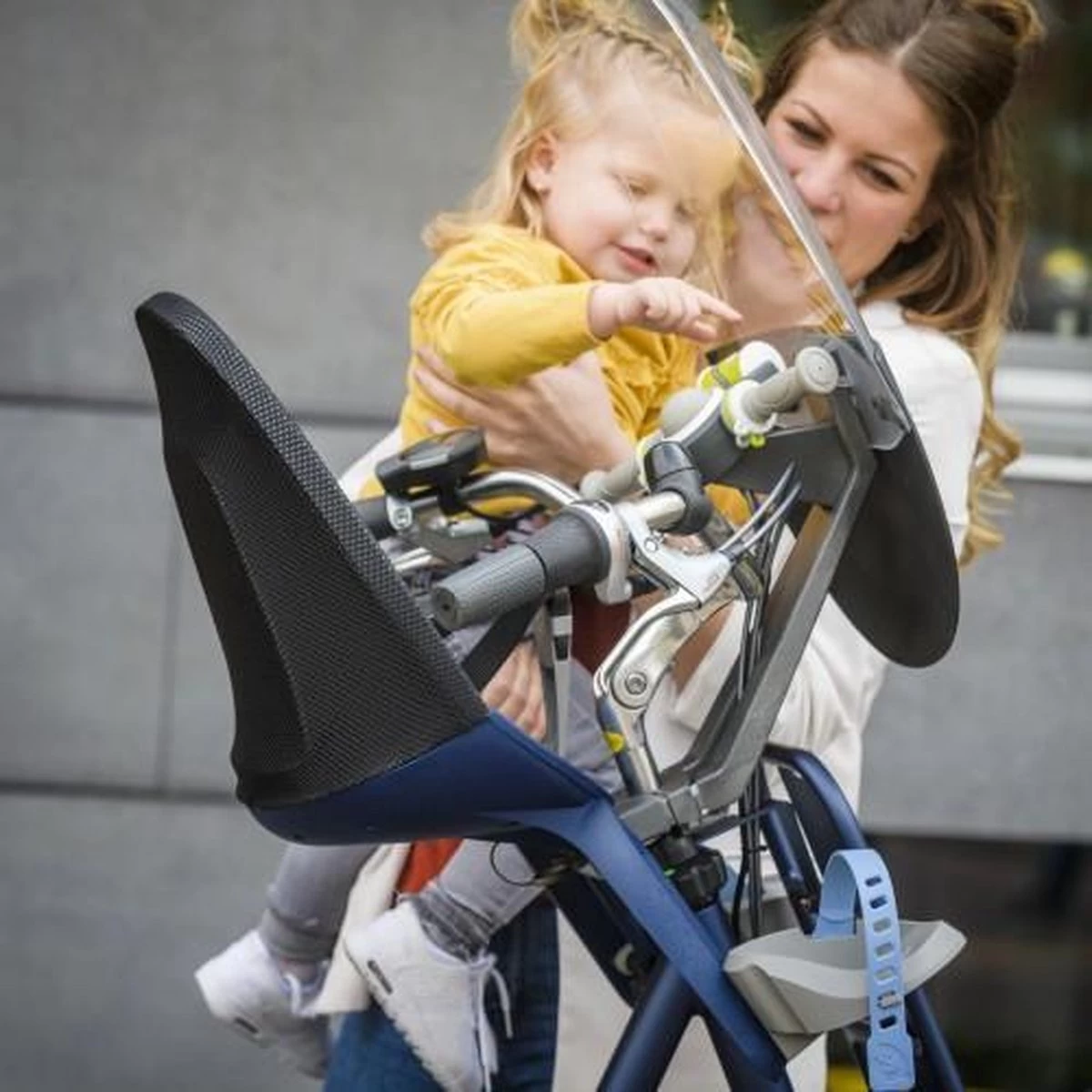 Qibbel Air Fietsstoeltje Achter Bagagedrager Bevestiging - Black 9 Qibbel Air Fietsstoeltje Achter Bagagedrager Bevestiging - Black - Afbeelding 9