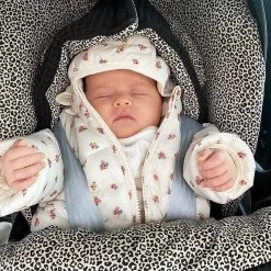 Ukje Voetenzak Baby Autostoel - Universeel - Geschikt Voor Maxi Cosi Cybex Doona - Superzacht Katoen - Zwart Wafel - Luipaard 8 Ukje Voetenzak Baby Autostoel - Universeel - Geschikt Voor Maxi Cosi Cybex Doona - Superzacht Katoen - Zwart Wafel - Luipaard -Babyproducten Uitverkoop 1200x1200 838