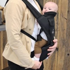 Deryan Pack Luxe Ergonomische Draagzak - Babydrager + Opbergvakjes - Zwart -Babyproducten Uitverkoop 1200x1200 875