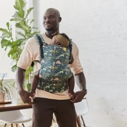 Tula Free To Grow - Draagzak Baby - Land Before Tula - Dino Print - Ergonomische Draagzak Voor Baby En Drager -Babyproducten Uitverkoop 1200x1200 901