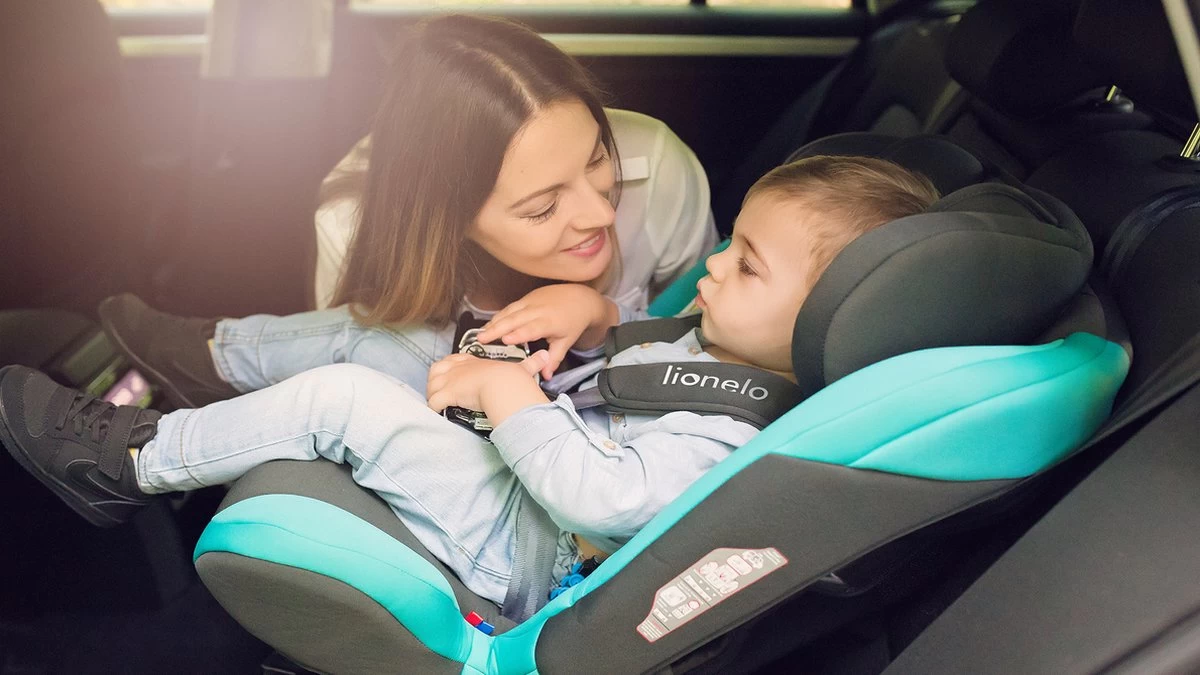 Lionelo Sander - Autostoel - ISOFIX 180° - Extra Zij-bescherming - Tot 36kg 8 Lionelo Sander - Autostoel - ISOFIX 180° - Extra Zij-bescherming - Tot 36kg - Afbeelding 8