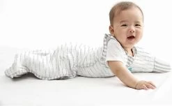 Love To Dream™ Babyslaapzak Swaddle Up™ - Inbakeren Afbouwen - Baby 4-6 Maanden - 6-8.5 Kg - All Season - Wit 14 Love To Dream™ Babyslaapzak Swaddle Up™ - Inbakeren Afbouwen - Baby 4-6 Maanden - 6-8.5 Kg - All Season - Wit -Babyproducten Uitverkoop 1200x738 6