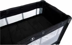Ding Deluxe Black Campingbedje Incl. Bodemverhoger -Babyproducten Uitverkoop 1200x759 3