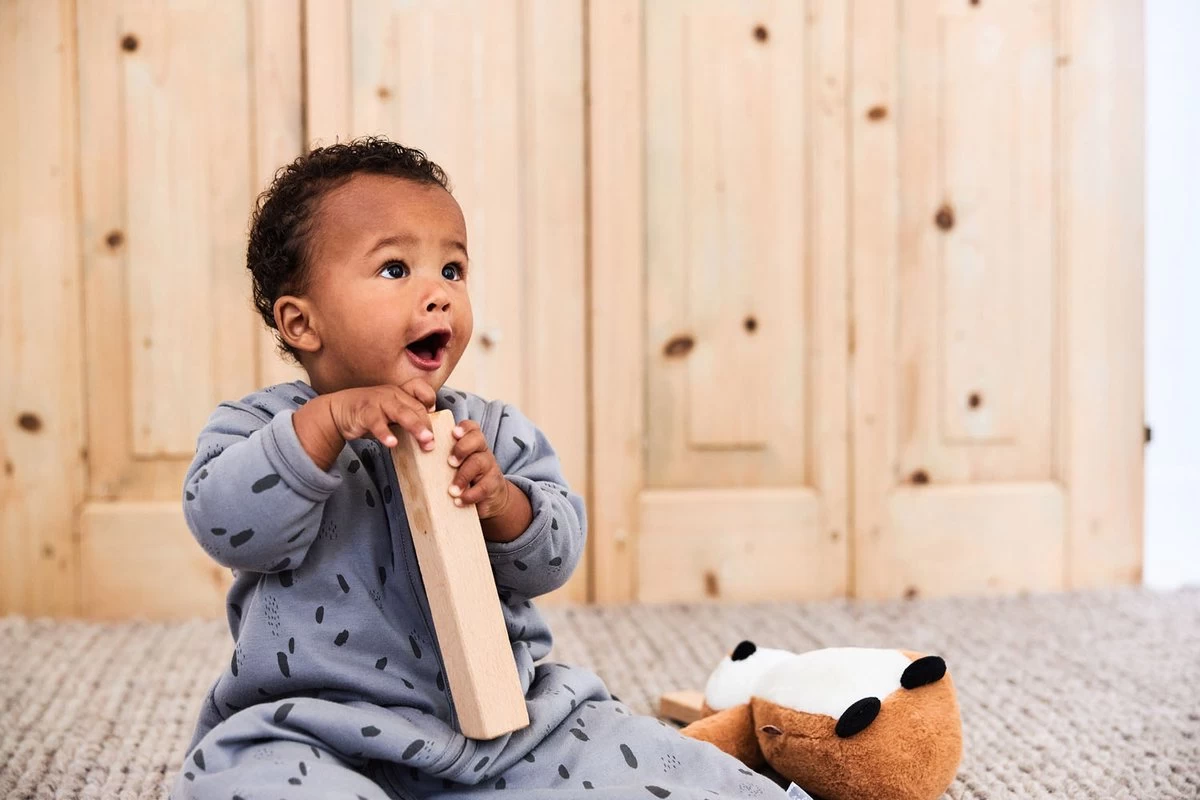 Jollein Baby Baby Winterslaapzak Met Afritsbare Mouw 70cm Spot - Storm Grey 9 Jollein Baby Baby Winterslaapzak Met Afritsbare Mouw 70cm Spot - Storm Grey - Afbeelding 9