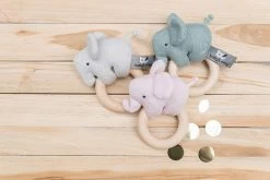 Baby's Only Houten Baby Rammelaar Olifant Gebreid - Classic Roze - Baby Cadeau 14 Baby's Only Houten Baby Rammelaar Olifant Gebreid - Classic Roze - Baby Cadeau -Babyproducten Uitverkoop 1200x800 21