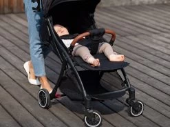 Lionelo Buggy Julie One - Kinderwagen Premium - Automatisch Opvouwen - Wandelwagen Tot 22 Kg - Comfortabele Zitje -Babyproducten Uitverkoop 1200x896 4