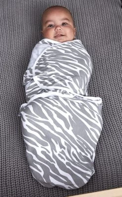 Meyco Herringbone Velvet Wiegdeken - Grijs - 75x100cm -Babyproducten Uitverkoop 742x1200 2