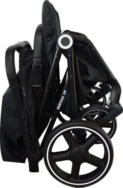Deryan Luxe XP Buggy XL - Compact Lichtgewicht - Zwart -Babyproducten Uitverkoop 785x1200 1