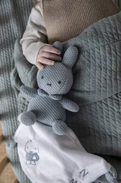 Tiamo Collection Nijntje Knuffeldoekje - Green Knit -Babyproducten Uitverkoop 799x1200 2