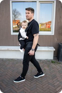 Deryan Pack Luxe Ergonomische Draagzak - Babydrager + Opbergvakjes - Zwart -Babyproducten Uitverkoop 800x1200 103