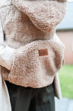 Bykay - Draagdoeken - Cover - Teddy Taupe - Winter Edition -Babyproducten Uitverkoop 800x1200 28