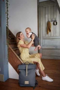 LÄSSIG Luiertas Rolltop Backpack Rugzak Incl Verschoningsmatje Antraciet -Babyproducten Uitverkoop 800x1200 45