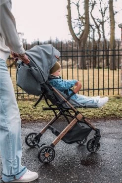 MoMi Wandelwagen - Compacte Lichtgewicht Buggy - Estelle - Gray-Gold (geschikt Van 6mnd - 15kg) -Babyproducten Uitverkoop 801x1200 18