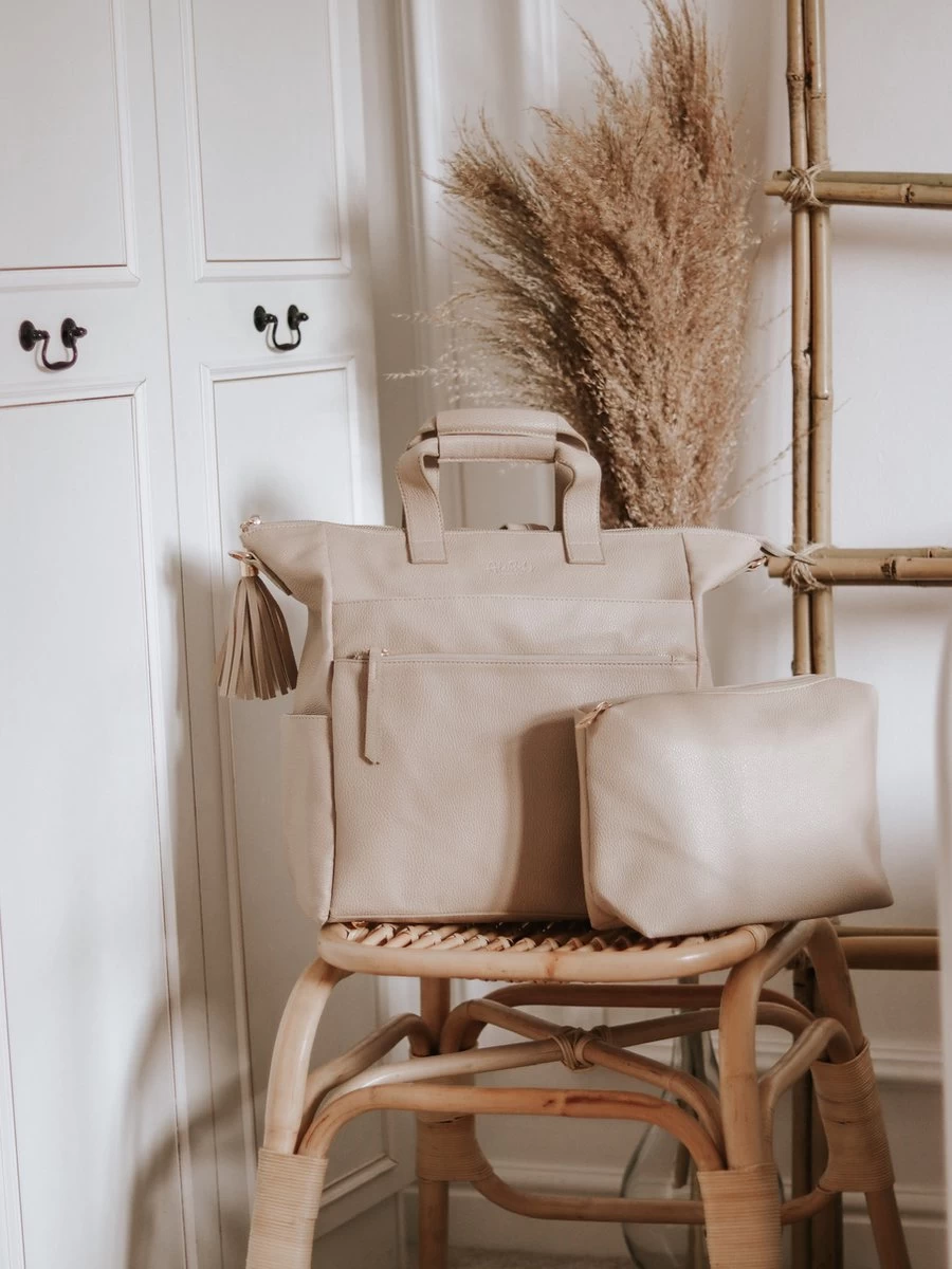 Merkloos Lederen Luiertas Rugzak - Baby Luiertas - Luiertas Verzorgingstas - Buggy Tas - Kindertas - Toilettas Heren - Toilettas Dames - Tas - Baby Verzorgingstas - Baby Bag Rugzak - Handtas - Kinderwagentas - Reistas - Toilettas - Baby - Newborn - Born New 2 Merkloos Lederen Luiertas Rugzak - Baby Luiertas - Luiertas Verzorgingstas - Buggy Tas - Kindertas - Toilettas Heren - Toilettas Dames - Tas - Baby Verzorgingstas - Baby Bag Rugzak - Handtas - Kinderwagentas - Reistas - Toilettas - Baby - Newborn - Born New - Afbeelding 2