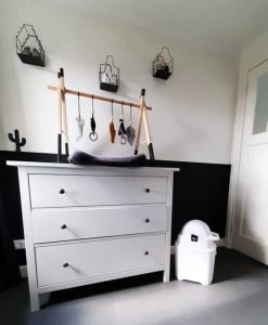 DiaperChamp One - Luieremmer - Verzorging - Luieremmers - White Black 9 DiaperChamp One - Luieremmer - Verzorging - Luieremmers - White Black -Babyproducten Uitverkoop 987x1200 5